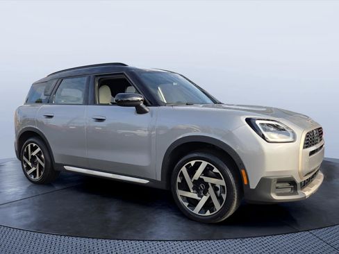 Certified 2025 MINI Cooper Countryman S AWD/4WD image 1