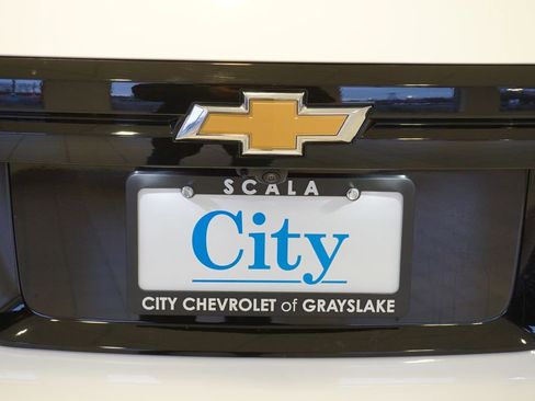 Used 2025 Chevrolet Traverse LT w/ LPO, Floor Liner Package image 33