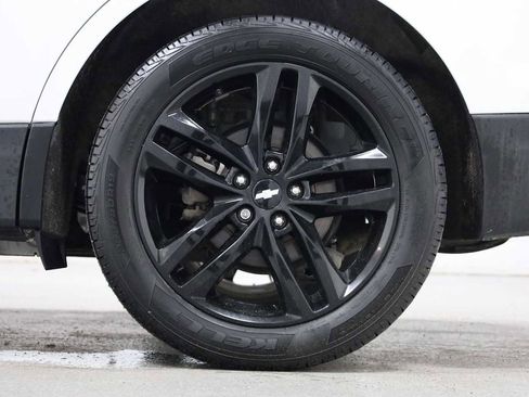 Used 2021 Chevrolet Equinox LT FWD image 35