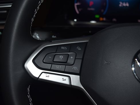 New 2026 Volkswagen Atlas SE AWD/4WD image 7