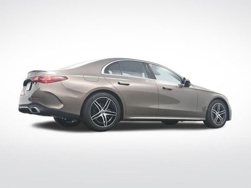 Used 2025 Mercedes-Benz E 350 Sedan image 36