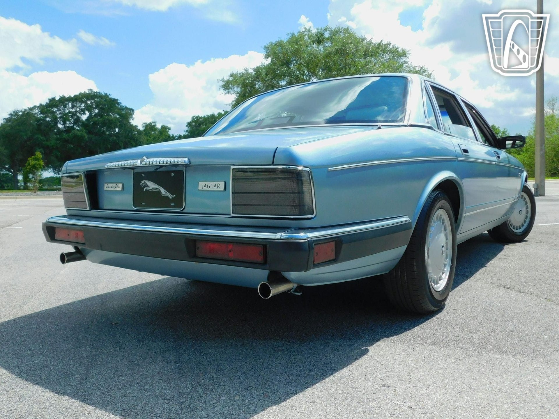 Used 1991 Jaguar XJ Vanden Plas RWD image 35