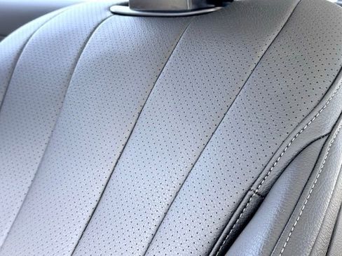 Certified 2025 Mercedes-Benz E 350 4MATIC Sedan image 21