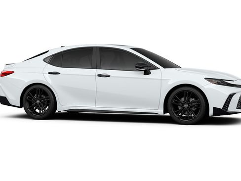 New 2026 Toyota Camry Hybrid FWD image 33