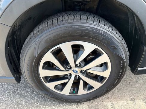 Used 2020 Subaru Outback Premium w/ Popular Package #1 image 11