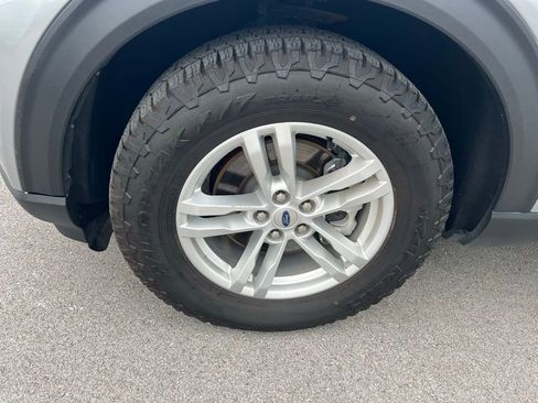 Used 2022 Ford Explorer 4WD image 13