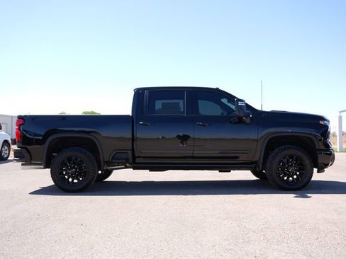 New 2026 Chevrolet Silverado 2500 High Country w/ High Country Premium Package AWD/4WD image 2