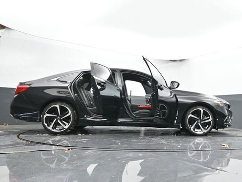 Used 2019 Honda Accord Sport image 70