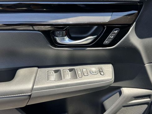 Used 2025 Honda CR-V EX-L image 18