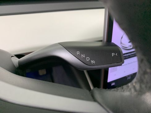 Used 2020 Tesla Model 3 Long Range image 17