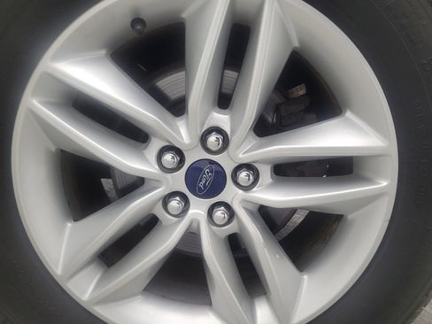 Used 2016 Ford Edge SEL w/ Equipment Group 201A image 31