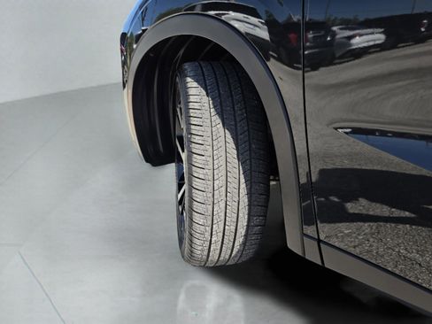 Used 2024 Mitsubishi Outlander FWD image 42