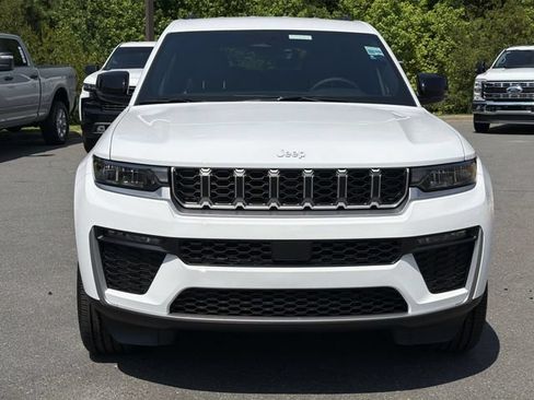 New 2026 Jeep Grand Cherokee L Limited AWD/4WD image 13