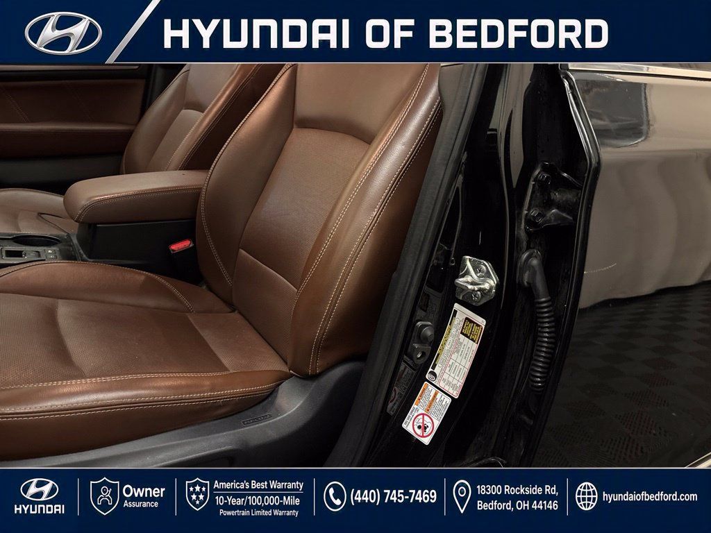 Used 2018 Subaru Outback 3.6R Touring AWD/4WD image 16