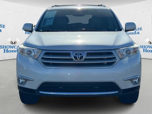 Used 2012 Toyota Highlander Limited image 10