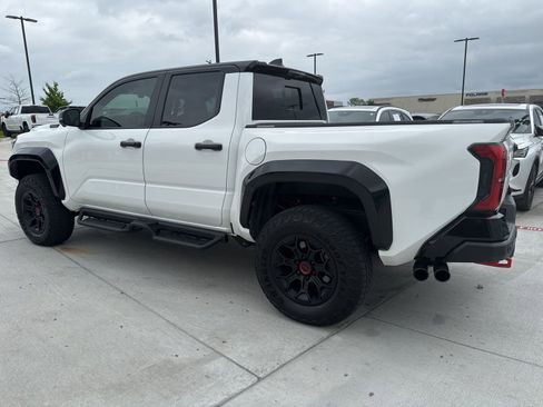 Used 2026 Toyota Tacoma TRD Pro image 3