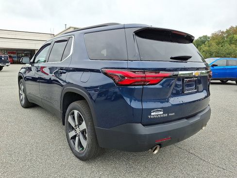 Used 2023 Chevrolet Traverse LT w/ LT Premium Package image 7