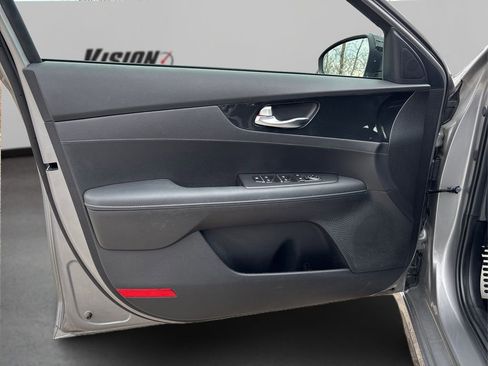 Certified 2023 Kia Forte GT-Line image 21