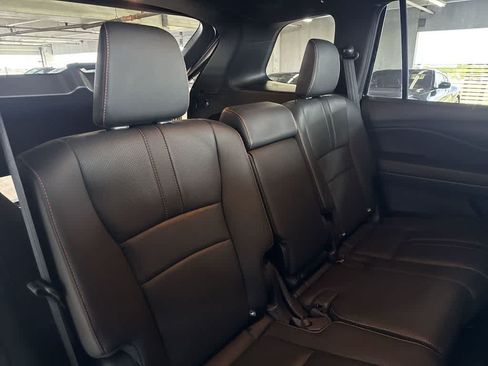 Used 2023 Honda Passport TrailSport image 25