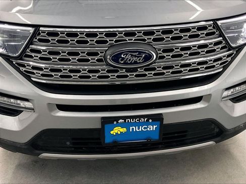 Used 2023 Ford Explorer Limited w/ Equipment Group 301A image 31