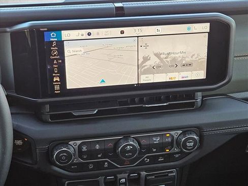 New 2026 Jeep Gladiator Mojave AWD/4WD image 14