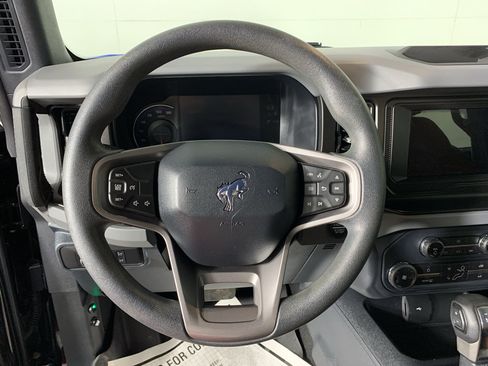Used 2022 Ford Bronco 4-Door AWD/4WD image 21