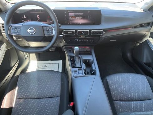 New 2026 Nissan Sentra SV w/ SV Convenience Package FWD image 12
