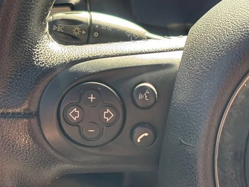 Used 2011 MINI Cooper Hardtop FWD image 18