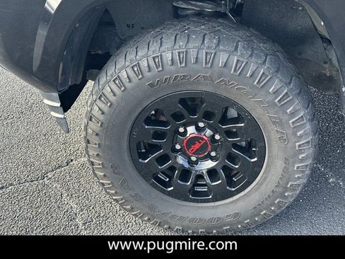 Used 2022 Toyota Tacoma SR5 image 11