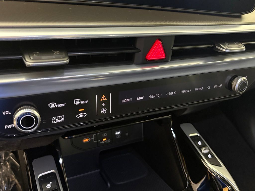 New 2026 Kia Sorento SX Prestige AWD/4WD image 28