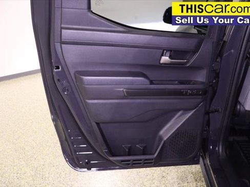 Used 2025 Toyota Tacoma TRD Off-Road AWD/4WD image 35