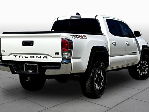 Used 2023 Toyota Tacoma TRD Off-Road AWD/4WD image 13