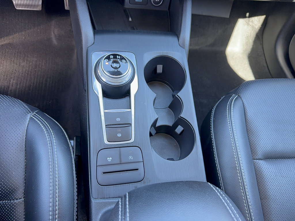 Used 2021 Ford Escape SEL w/ Technology Package FWD image 23
