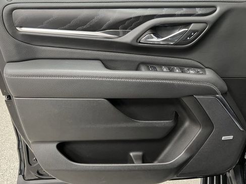 Used 2023 GMC Yukon Denali image 18