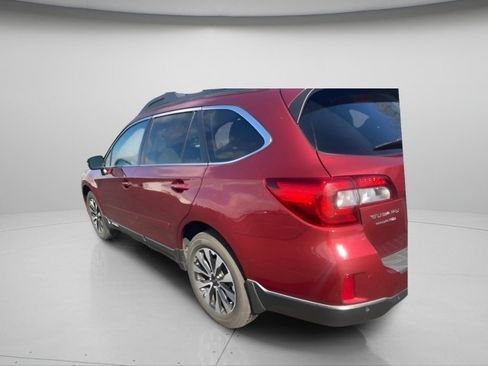 Used 2017 Subaru Outback 2.5i Limited image 8