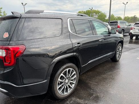 Used 2020 GMC Acadia Denali w/ Technology Package FWD image 4