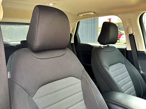 Used 2024 Ford Edge SE AWD/4WD image 24