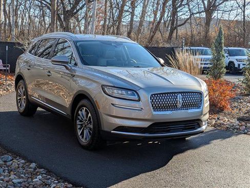 Certified 2023 Lincoln Nautilus AWD w/ Premium Package image 8