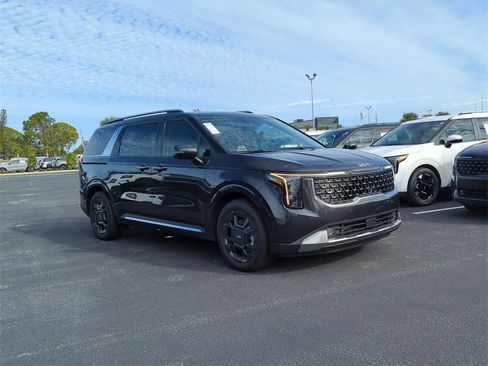 New 2026 Kia Carnival SX image 2