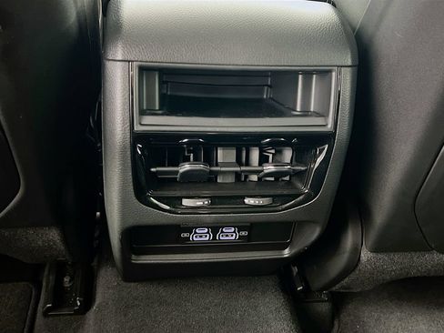 Used 2024 Jeep Grand Cherokee Laredo X AWD/4WD image 24
