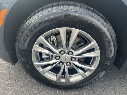 Used 2021 Cadillac XT5 Premium Luxury image 10