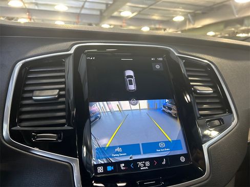 Certified 2023 Volvo XC90 B6 Plus w/ Protection Package Premier image 17