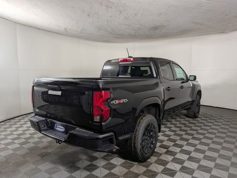 New 2026 Chevrolet Colorado W/T w/ WT Custom Package AWD/4WD image 7