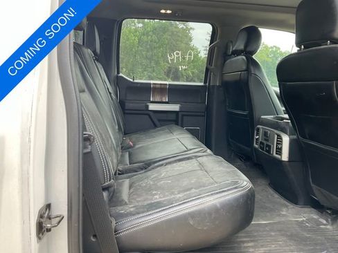 Used 2018 Ford F150 Lariat w/ Equipment Group 502A Luxury AWD/4WD image 3