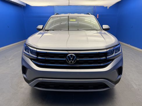 Used 2023 Volkswagen Atlas SE AWD/4WD image 3