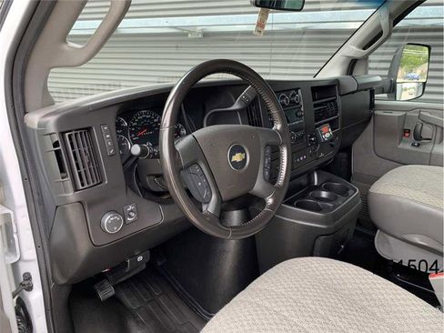 Used 2023 Chevrolet Express 3500 w/ Power Convenience Package image 25