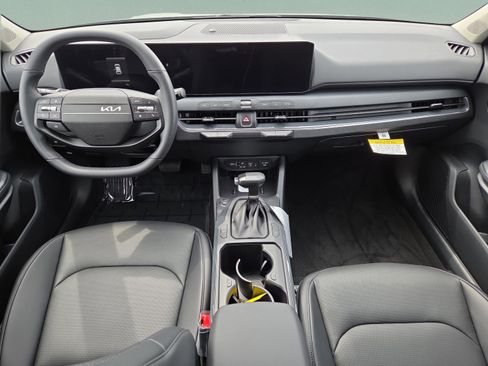 New 2026 Kia K4 EX FWD image 39