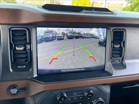 Used 2024 Ford Bronco Outer Banks AWD/4WD image 20