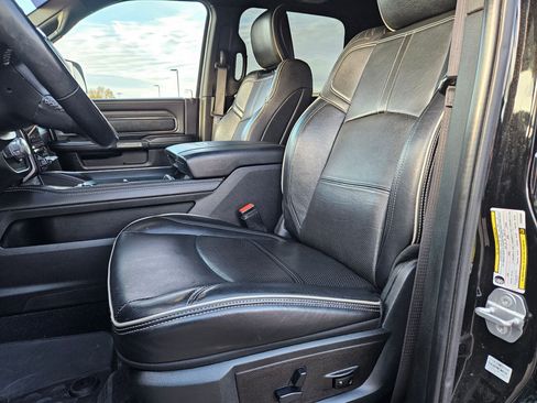 Used 2019 RAM 3500 Limited image 17