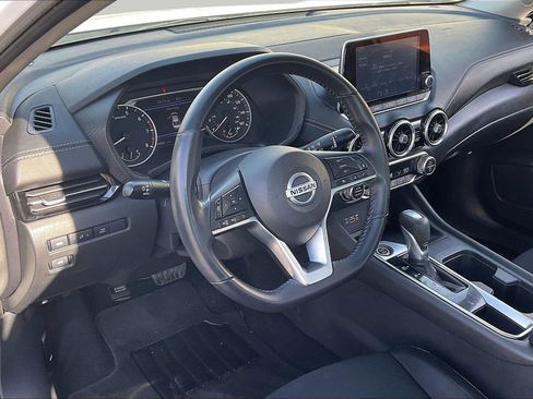 Used 2020 Nissan Sentra SV image 18